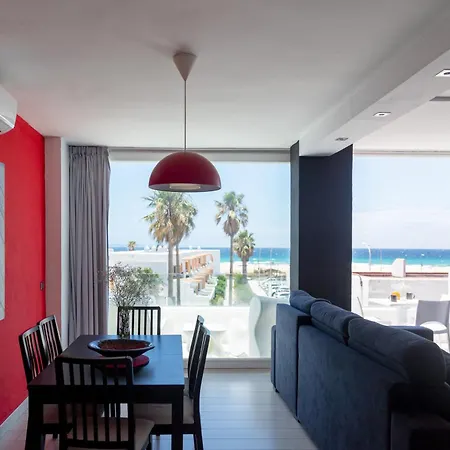 Beachfront Aqua Livingtarifa Appartement