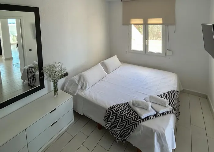Beachfront Aqua Livingtarifa