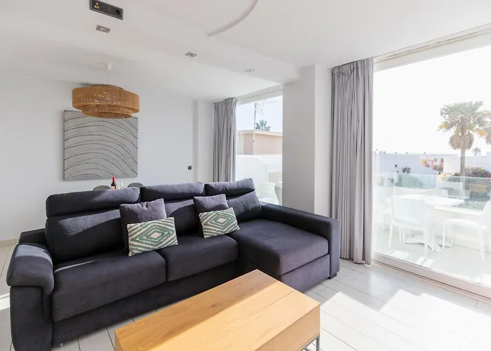Beachfront Aqua Livingtarifa Appartement